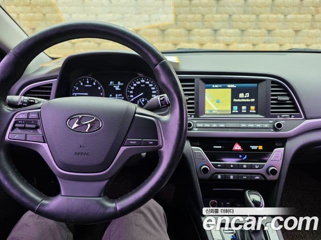 Hyundai Avante AD 1.6 GDI Smart, 2017 13