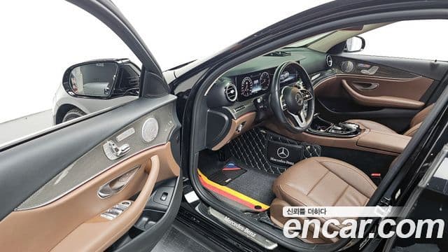 Mercedes-Benz E-класс W213 AMG Line, 2020 10