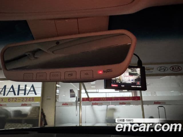 Genesis G90 Premium Luxury, 2021 18