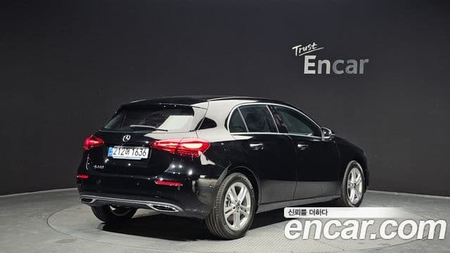 Mercedes-Benz A-класс W177 A220 хэтчбек, 2025 2