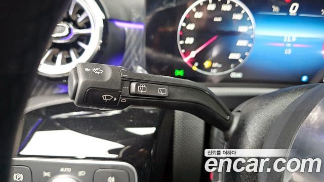 Mercedes-Benz A-класс W177 A220 хэтчбек, 2025 15