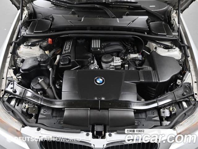 BMW 3시리즈 (E90) 320i седан CP, 2009 6