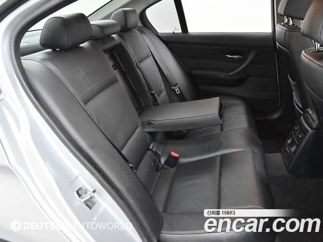 BMW 3시리즈 (E90) 320i седан CP, 2009 12