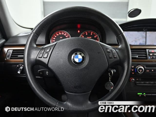 BMW 3시리즈 (E90) 320i седан CP, 2009 13
