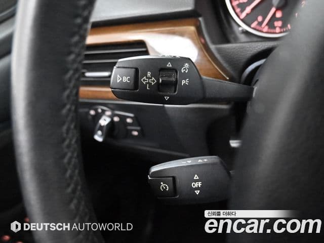 BMW 3시리즈 (E90) 320i седан CP, 2009 16