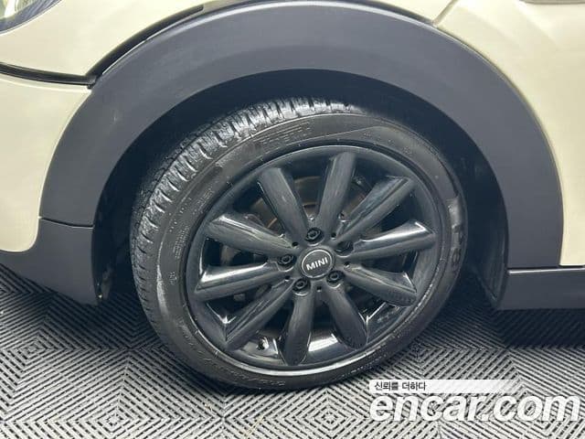 Mini Cooper S 3세대, 2019 17