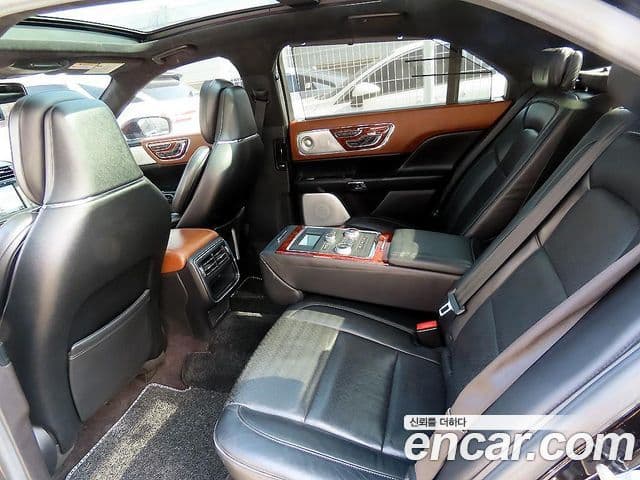 Lincoln Continental 10세대 3.0 Presidential AWD, 2017 6
