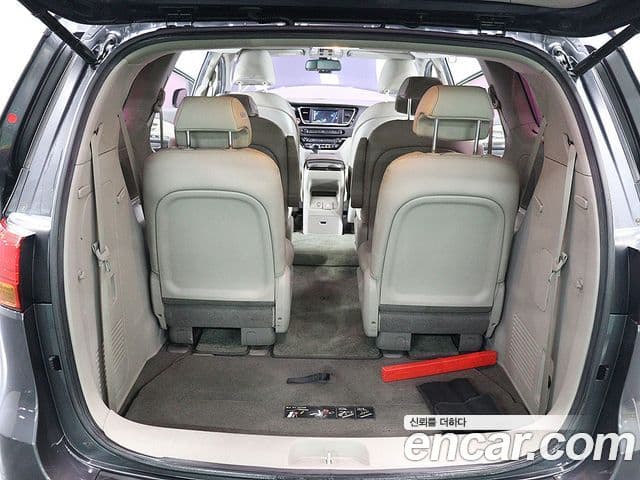 Kia All New Carnival Prestige, 2015 6