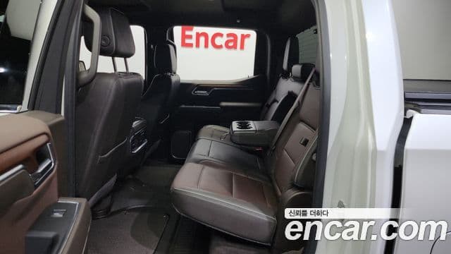 GMC 시에라 드날리-X, 2023 11