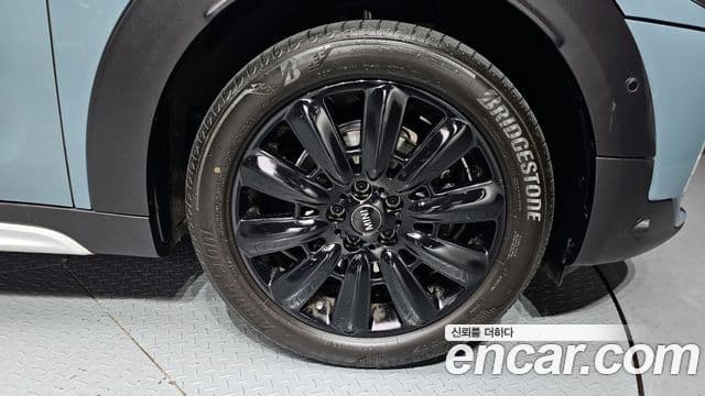 Mini Cooper Countryman 2세대, 2024 все фото