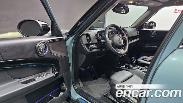 Mini Cooper Countryman 2세대, 2024 11