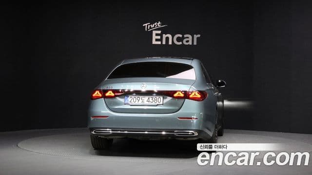 Mercedes-Benz E-класс W214 Avantgarde, 2025 4