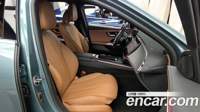 Mercedes-Benz E-класс W214 Avantgarde, 2025 11