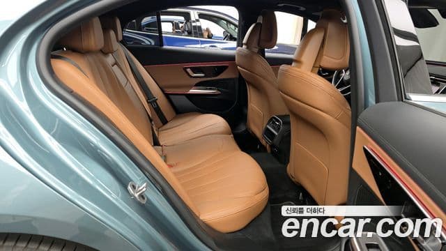 Mercedes-Benz E-класс W214 Avantgarde, 2025 12