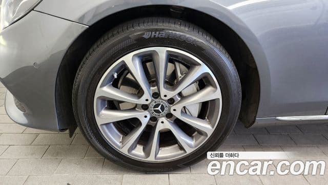 Mercedes-Benz E-класс W213 Avantgarde, 2019 все фото