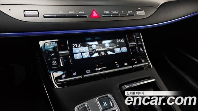 Hyundai The / новый New Grandeur IG гибрид Exclusive, 2022 20