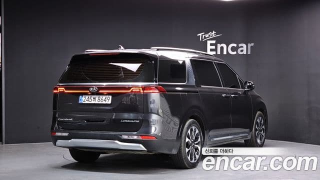 Kia Carnival 4세대 Signature, 2021 2
