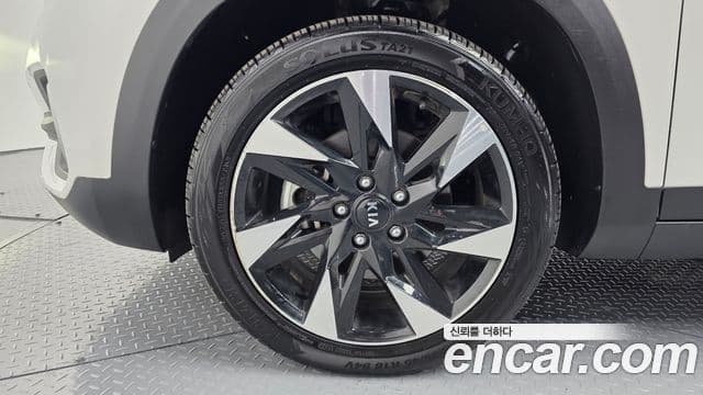 Kia Seltos Gravity, 2021 все фото