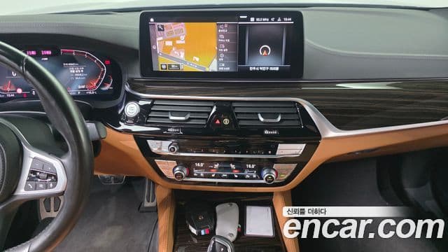 BMW 5시리즈 (G30) 520i M Sport, 2021 15