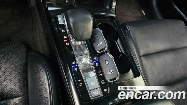 Kia K7 Premier Noblesse, 2020 9