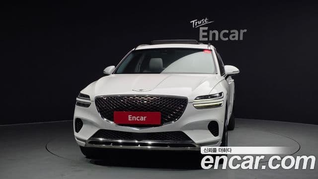 Genesis GV70, 2022 3