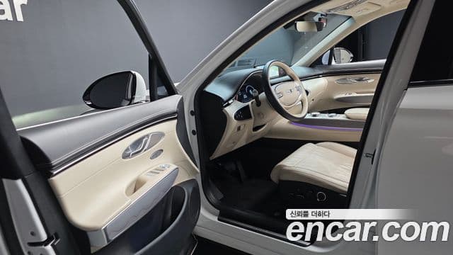 Genesis GV70, 2022 10