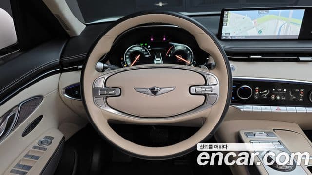 Genesis GV70, 2022 13