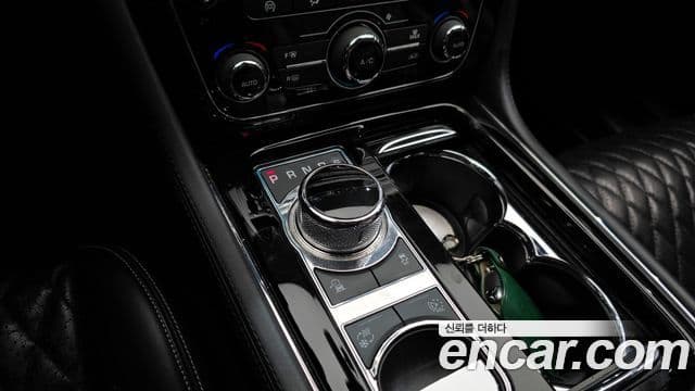 Jaguar All New XJ X351, 2019 9