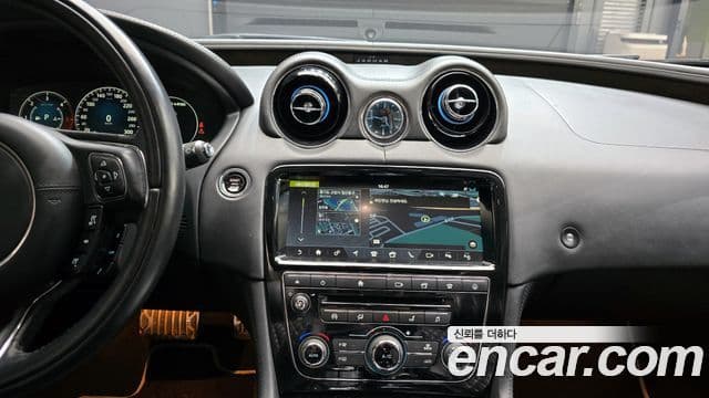 Jaguar All New XJ X351, 2019 19