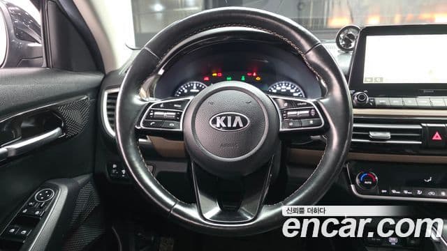 Kia Seltos Signature, 2022 13