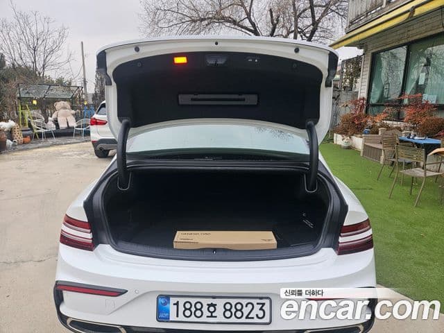 Genesis G80 (RG3) бензин 2.5 турбо AWD, 2026 8