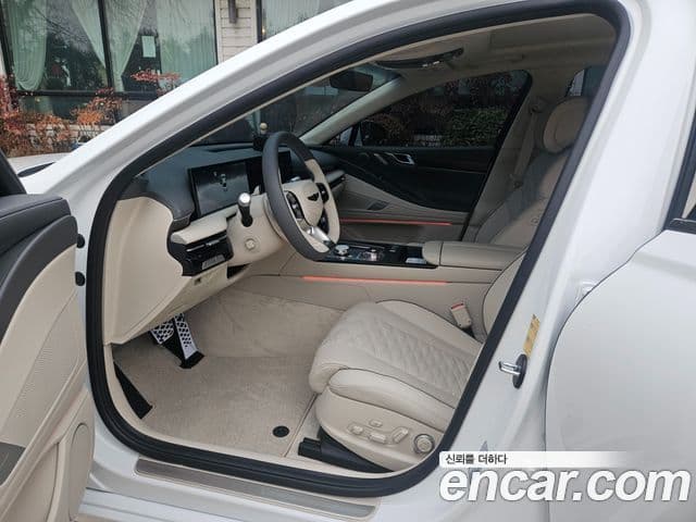 Genesis G80 (RG3) бензин 2.5 турбо AWD, 2026 10