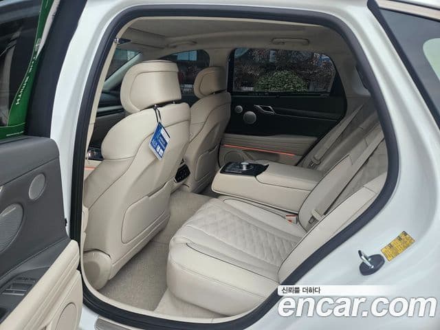 Genesis G80 (RG3) бензин 2.5 турбо AWD, 2026 11