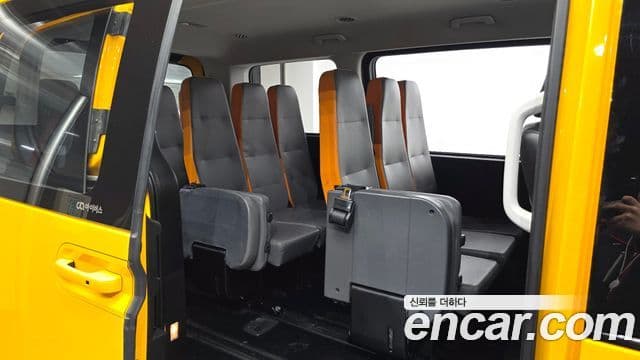 Hyundai Staria 15인승, 2022 12