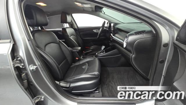 Kia The / новый New K3 2세대 Trendy, 2022 11