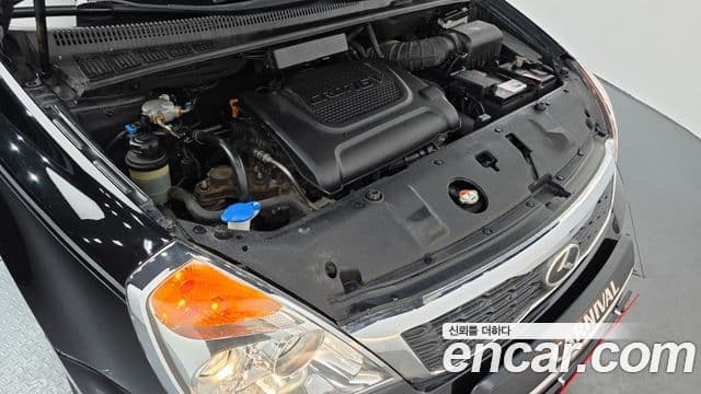 Kia Carnival R Premium, 2014 6