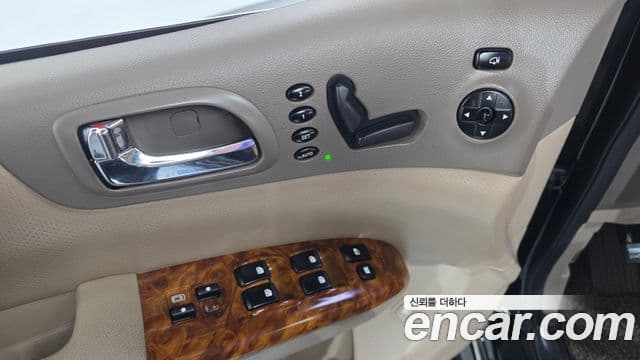 Kia Carnival R Premium, 2014 12