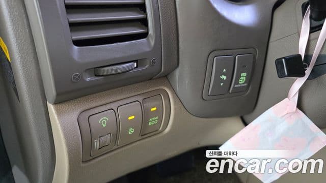 Kia Carnival R Premium, 2014 13