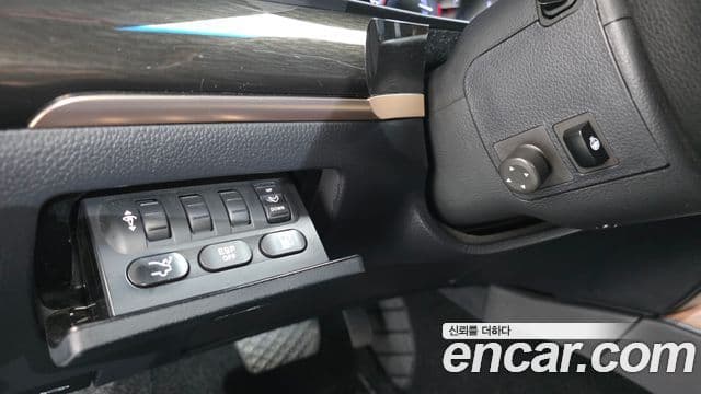 KG모빌리티(SsangYong) 뉴체어맨 W VIP, 2016 13