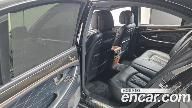 KG모빌리티(SsangYong) 뉴체어맨 W VIP, 2016 17