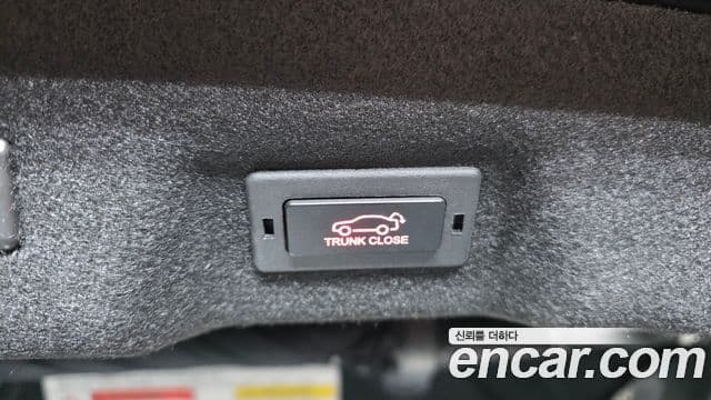 KG모빌리티(SsangYong) 뉴체어맨 W VIP, 2016 20