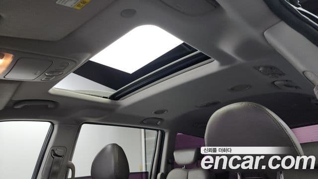 Kia Carnival R топовая версия, 2013 19