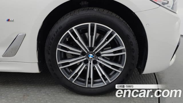 BMW 5시리즈 (G30) Luxury, 2018 все фото