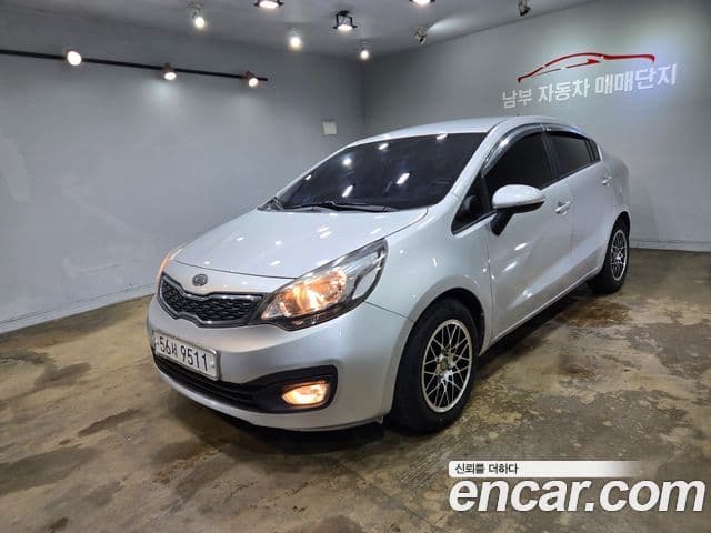 Kia All New Pride Deluxe, 2012 1