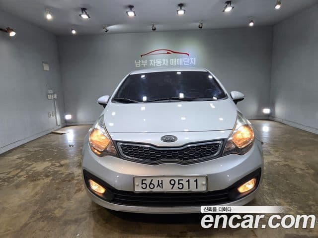 Kia All New Pride Deluxe, 2012 2