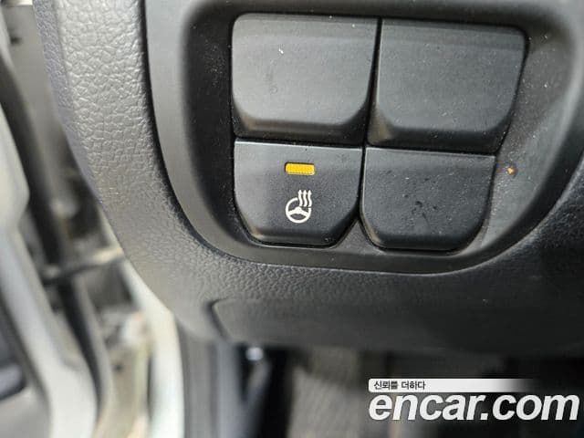 Kia All New Pride Deluxe, 2012 13