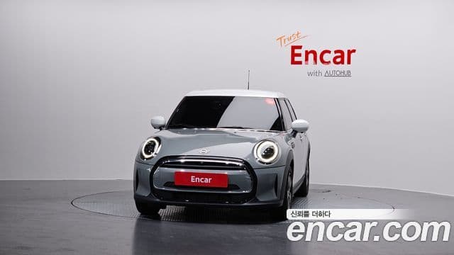 Mini Cooper 3세대, 2023 3