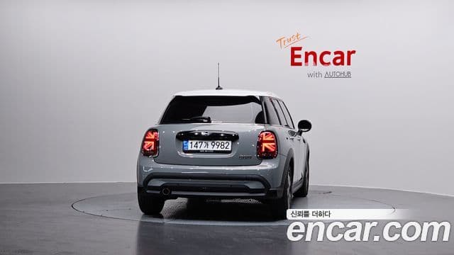 Mini Cooper 3세대, 2023 4