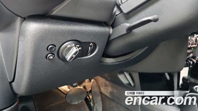 Mini Cooper 3세대, 2023 15