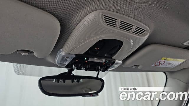 Mini Cooper 3세대, 2023 19